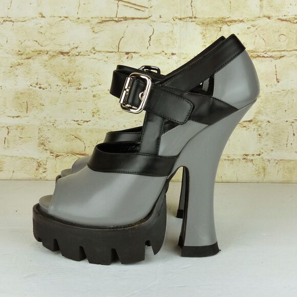 Miu Miu Fall 13 Runway Platform Heels Women 40 Gray Black Patent Mary Jane Shoes - Picture 9 of 15